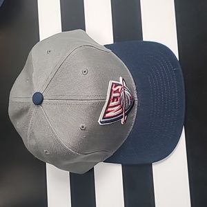 Fitted mens hat